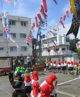 幼稚園・こいのぼり掲揚式